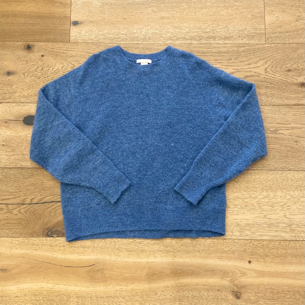 H&M blue sweater, size XS